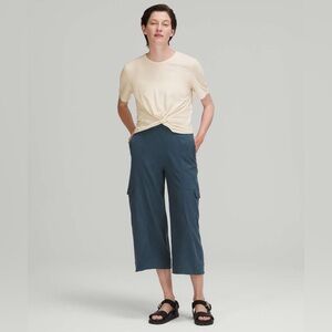 Lululemon Crescent Tee